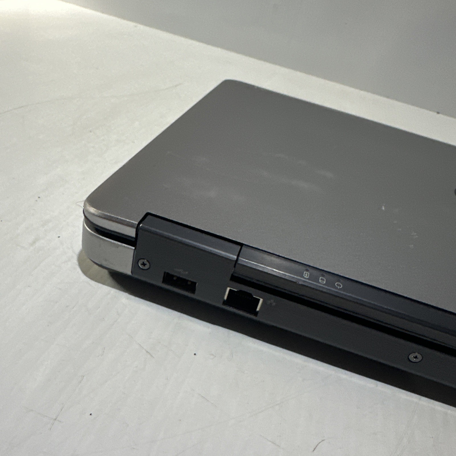 Dell Precision M2800 15″ Laptop i5-4210M 8gb Ram No Drives No Battery Boots Bios
