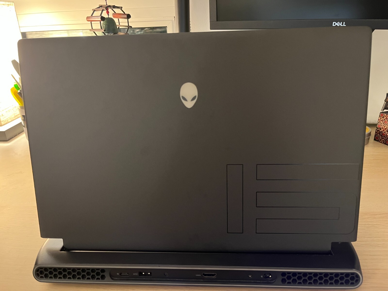 Alienware M15 R5 Ryzen 5900HX QHD RTX 3070