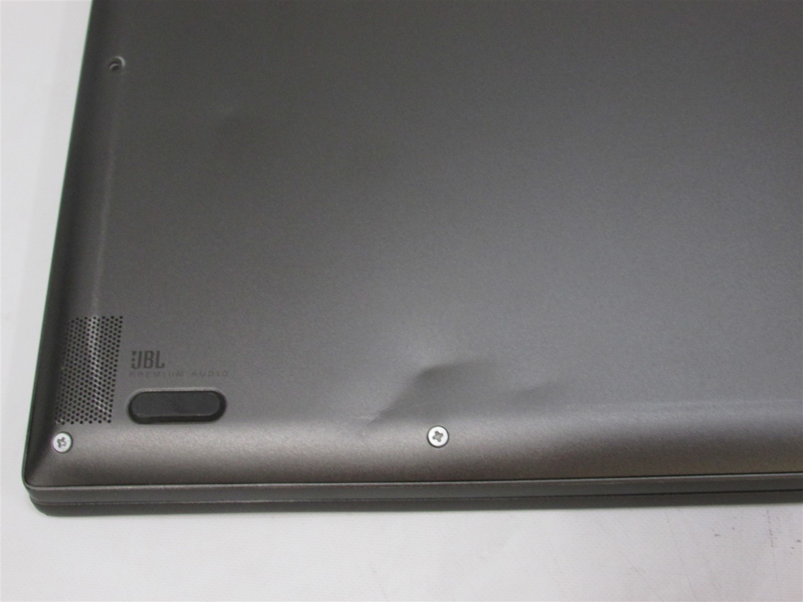 Lenovo Yoga 730-13IKB i7-8550U 1.8GHz 8GB RAM 256GB NVME 13″ W11H 2-in-1 DENTS