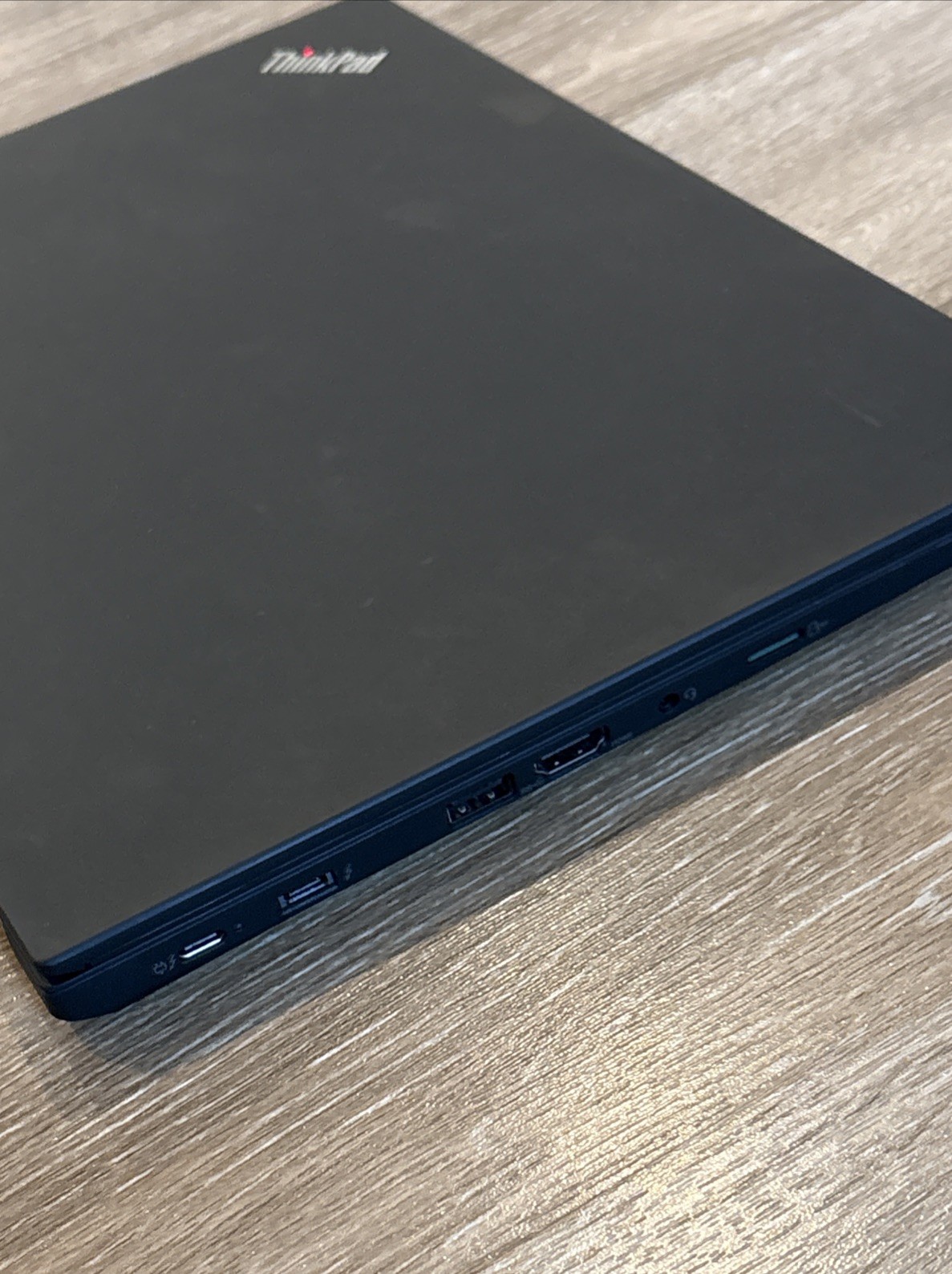 Lenovo ThinkPad T14 Gen 2 i5-1135G7 24GB RAM 256GB SSD 14” FHD Windows 11 Pro