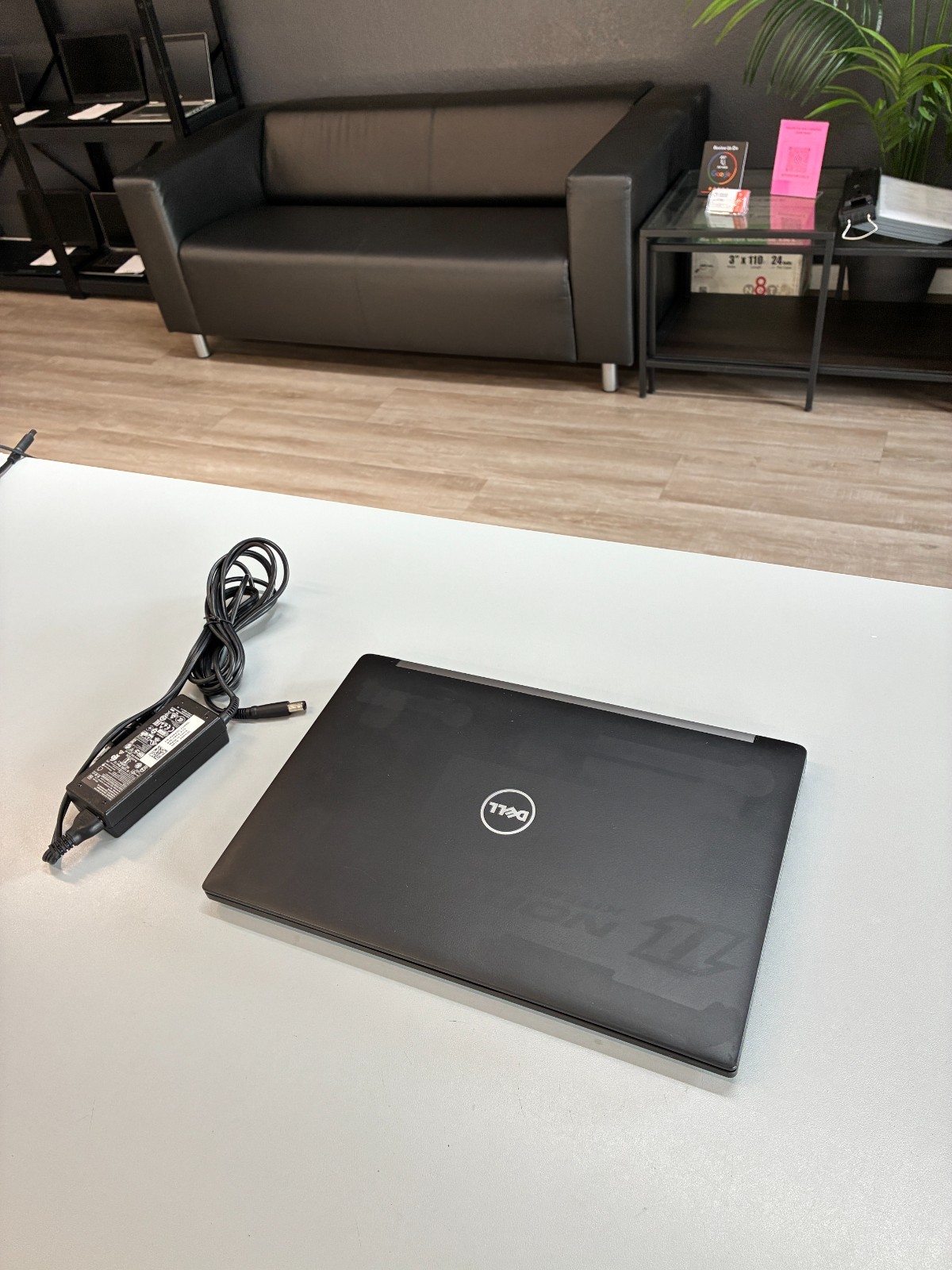 Dell Latitude 7480: Screen 14″ / i7-7600U / RAM 16Gb / SSD 500Gb / Win 11