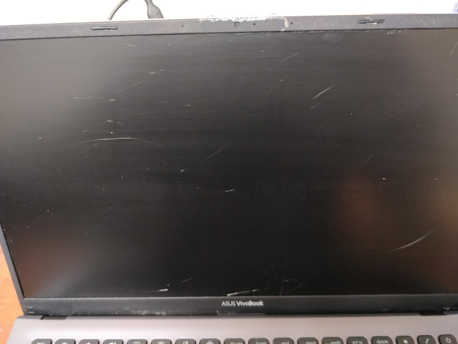 Asus Vivobook F512D Ryzen 5 5500U@2.10GHz 8GB RAM NO DRIVE PARTS 8706