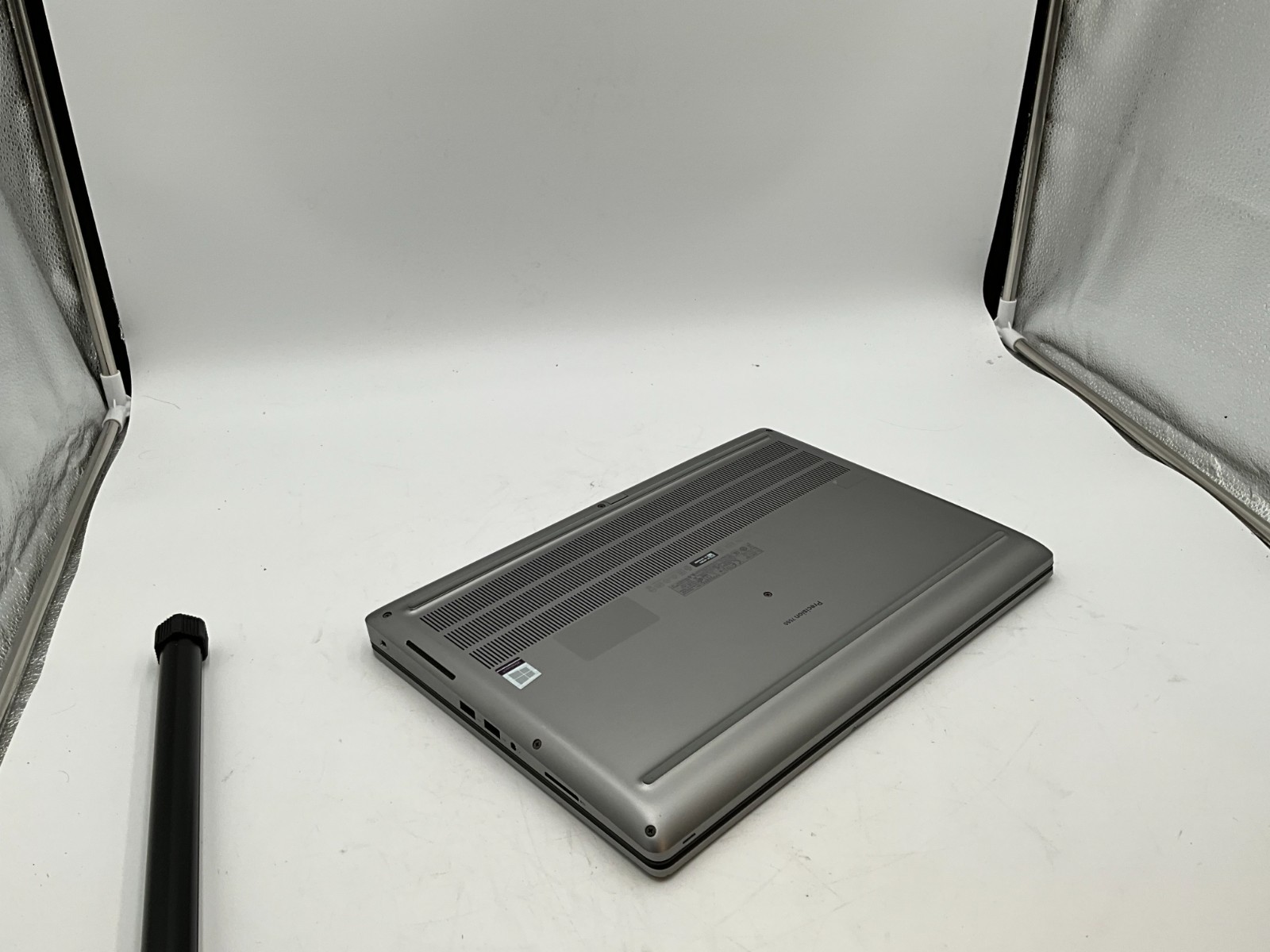 DELL Precision 7550 i7-10850H 2.70gh 32gb 512gb T2000 15.6″ LAPTOP 4S729C3