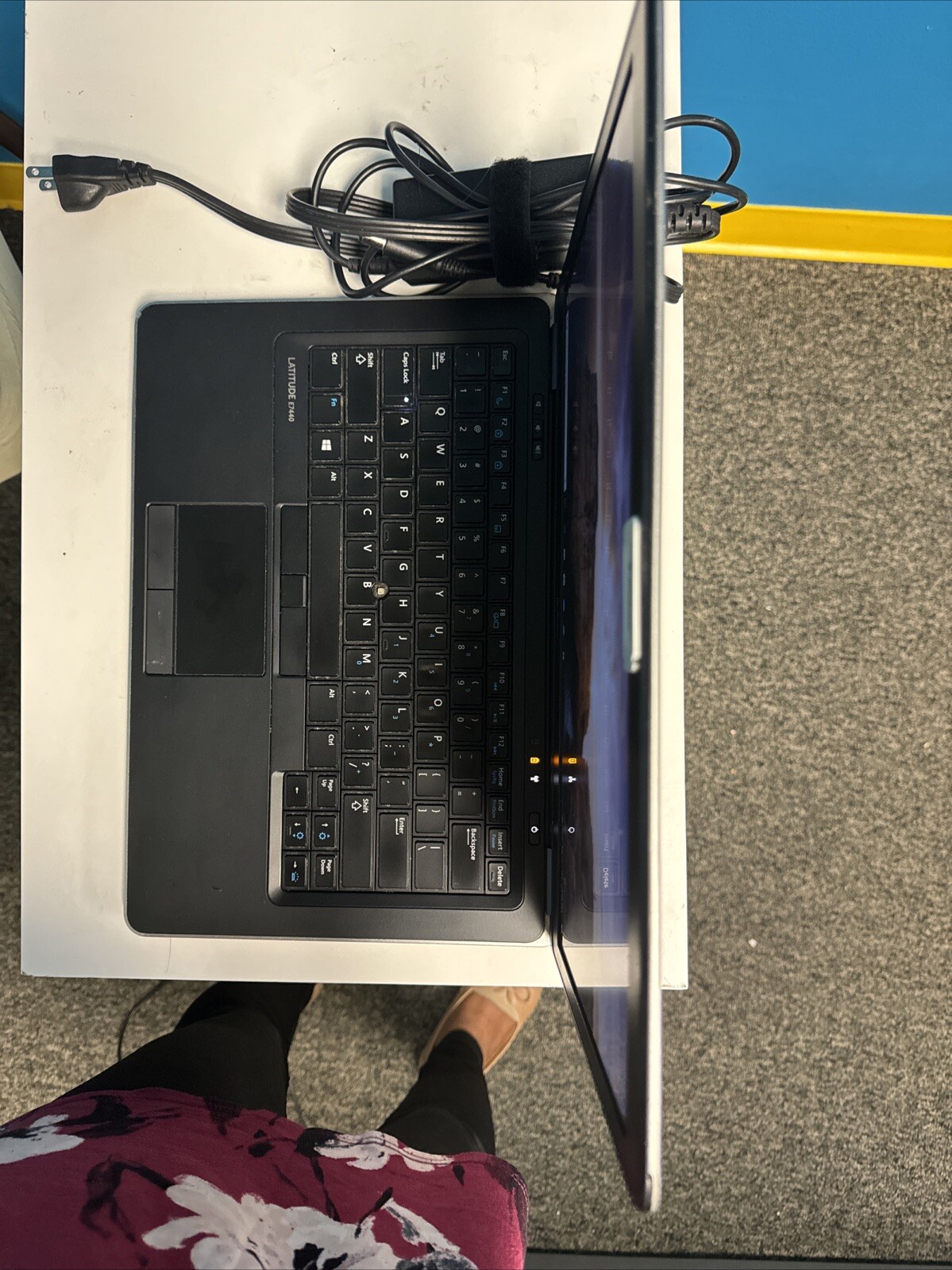 Dell Latitude E7440 14″ Intel Core i5-4310U 2.00 GHz 8 GB 237 GB SSD W10P