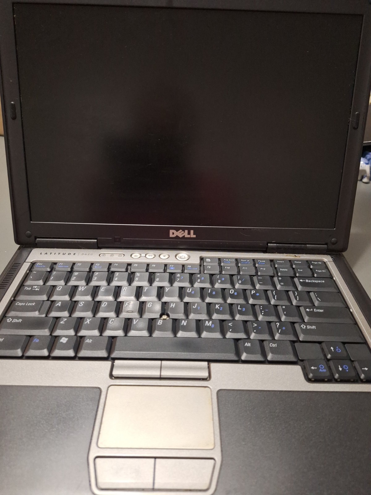Dell Latitude 14in. (60GB, 1.83GHz, 1GB) Notebook/Laptop – Dark Gray – D620