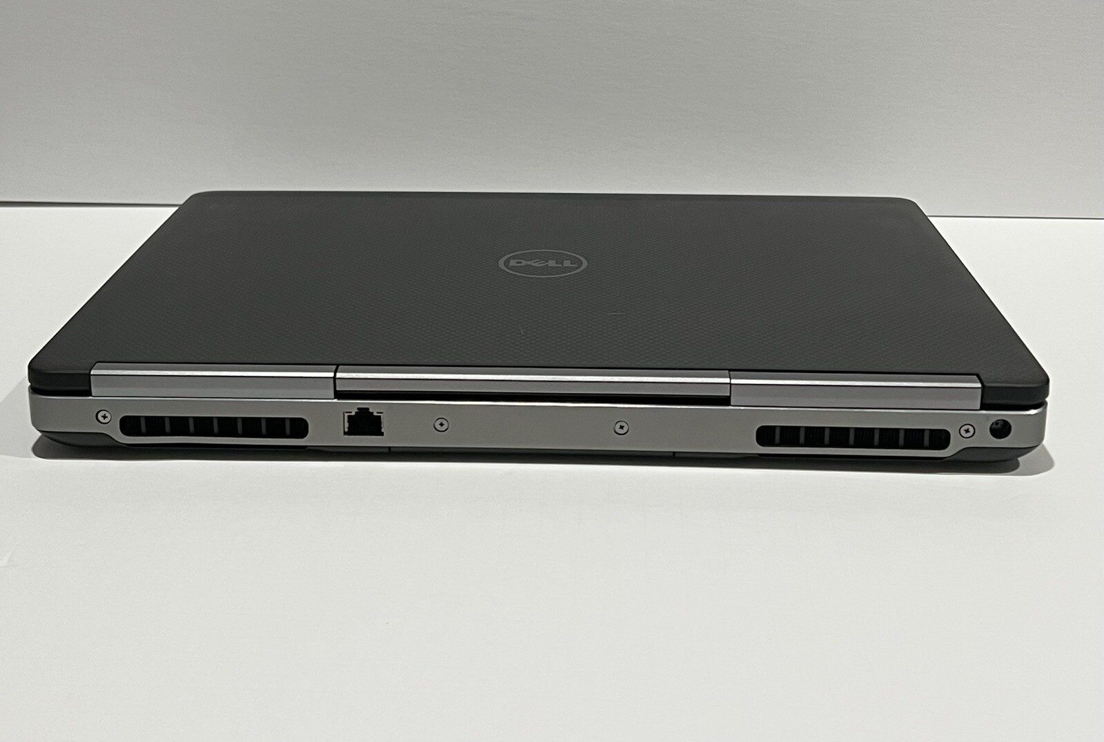Dell Precision 7510 i5-6300HQ @2.30GHz 8GB Memory-No Hdd