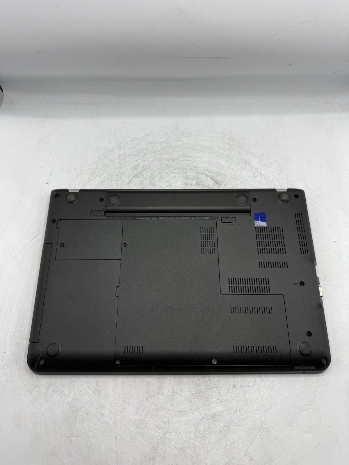 Lenovo ThinkPad E560 15.6” I5-6200U 2.30Ghz 8GB RAM 128GB SSD Win10P