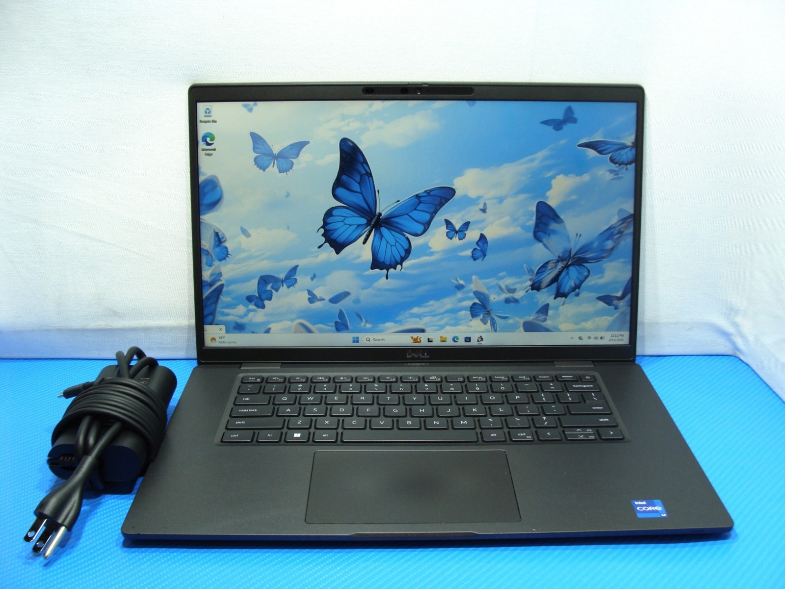 Dell Latitude 7520 15.6″FHD TOUCH core i7-1185G7 3GHz 32GB 1TB SSD +Charger