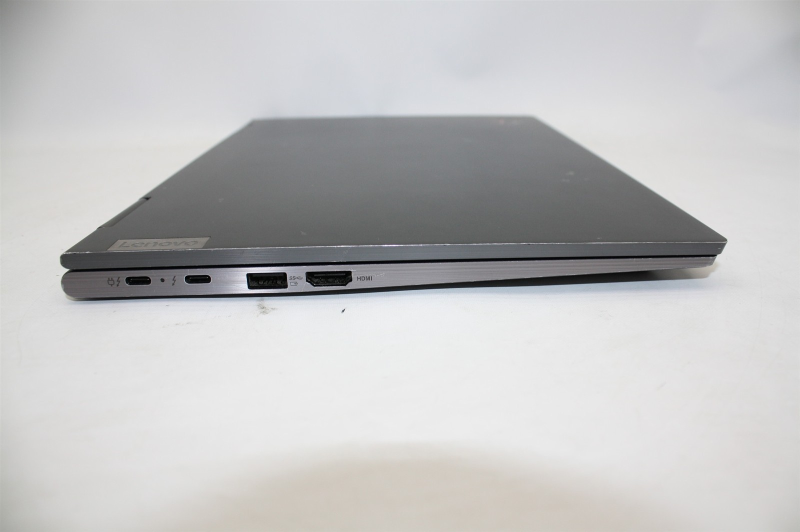 14″Lenovo ThinkPad X1 Gen 6 i5-1135G7 2.40GHz RAM 8GB NVMe 256GB/Screen issue