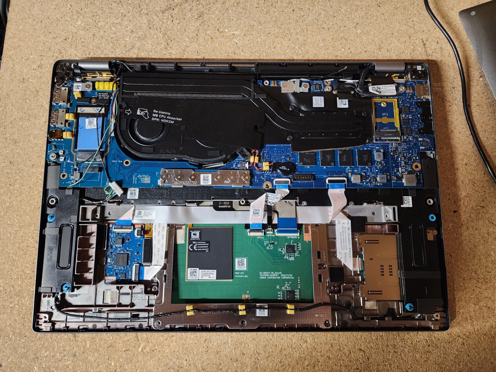 Dell Latitude 7640 16″ Core i7-1365U 32GB RAM No HDD/OS/Batt See Desc | Parts