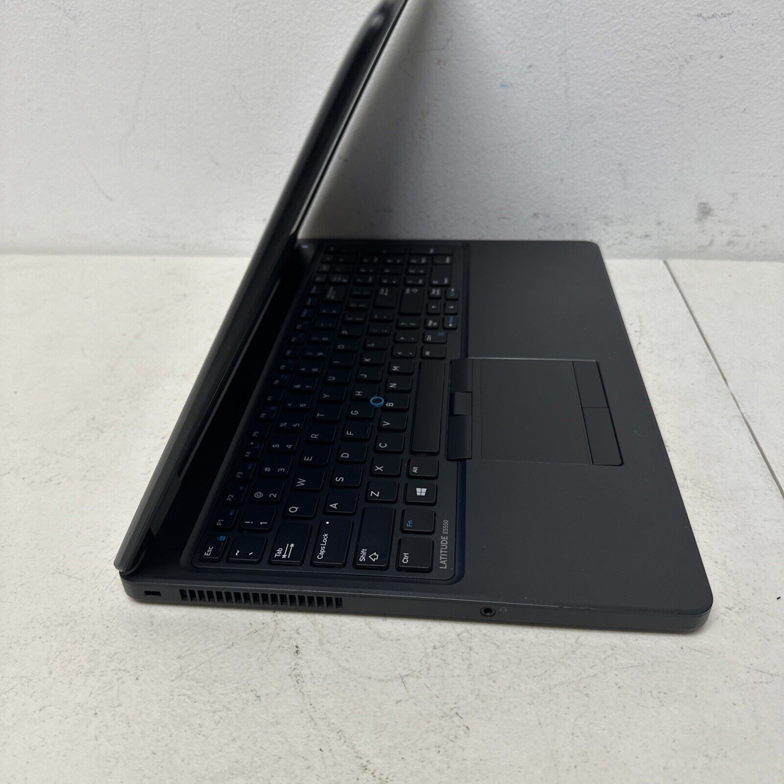 Dell Latitude E5550 Laptop Intel Core i5-5300u 8GB Ram 256GB SSD Windows 11