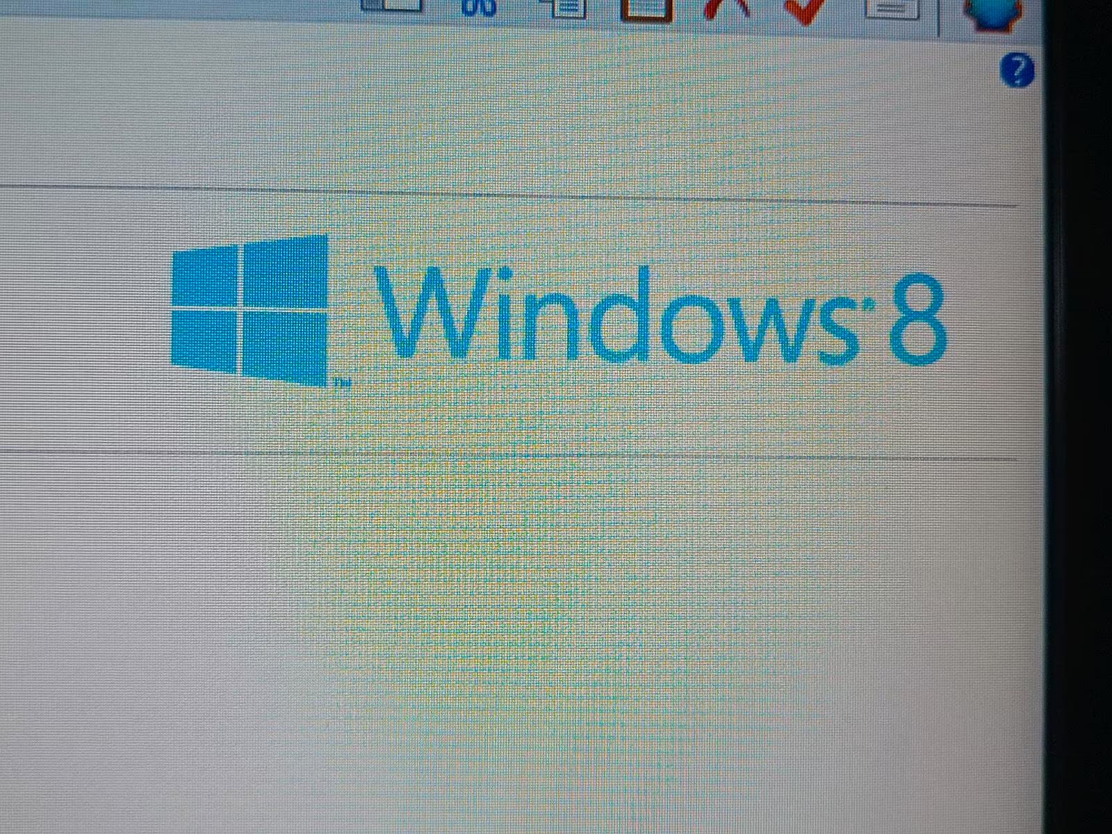Toshiba Satellite S70 Notebook Laptop PC 2.5 GHz i3 Windows