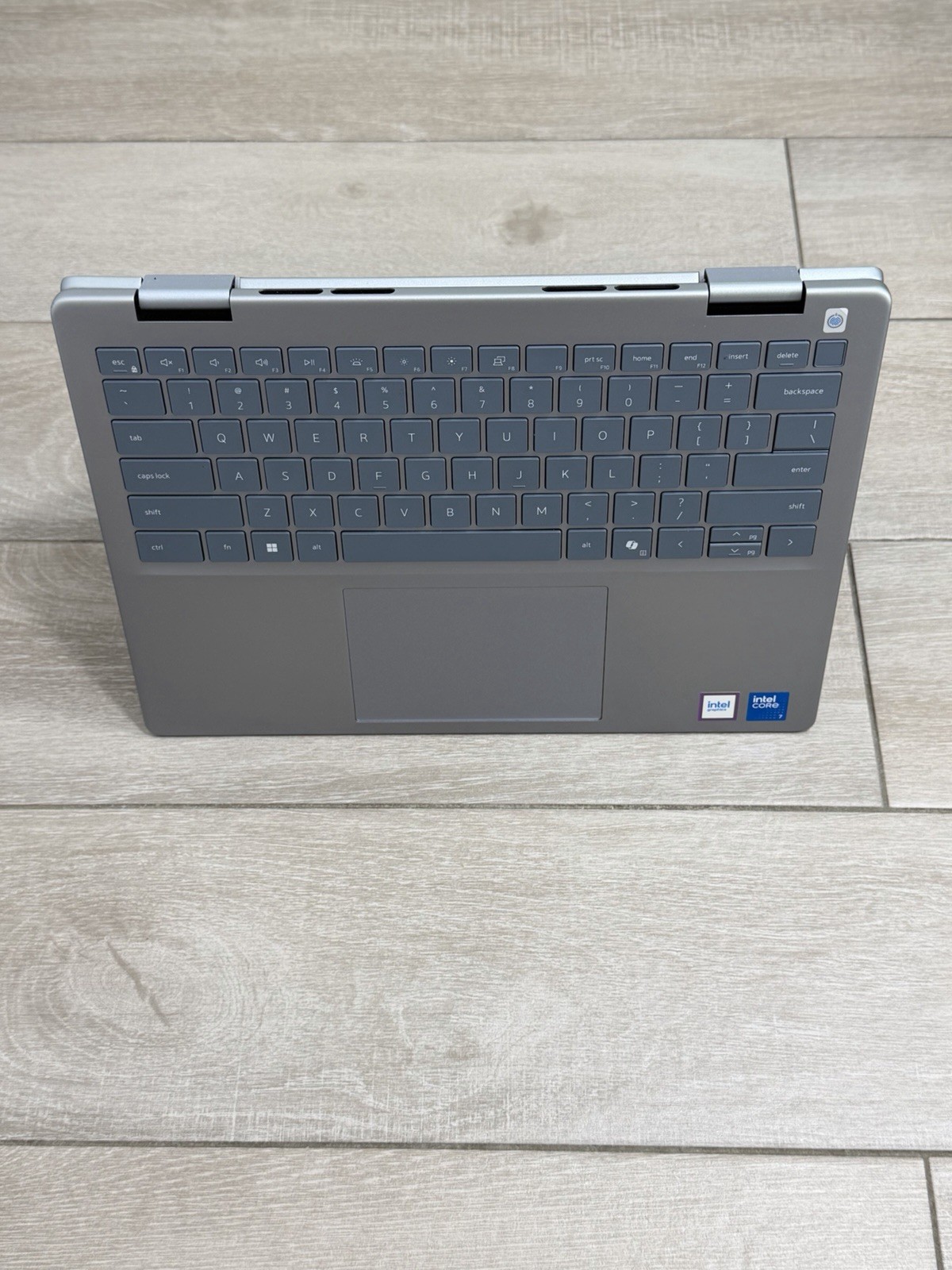 Dell Inspiron 14 7440 WUXGA Touch Laptop Core 7 150U 8GB RAM 512GB SSD Win-11