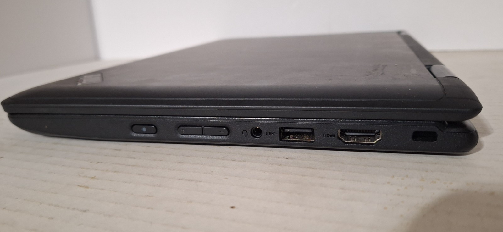 Lenovo ThinkPad 11e intel N3160 4GB 120GB SSD Windows 10 Pro Ed