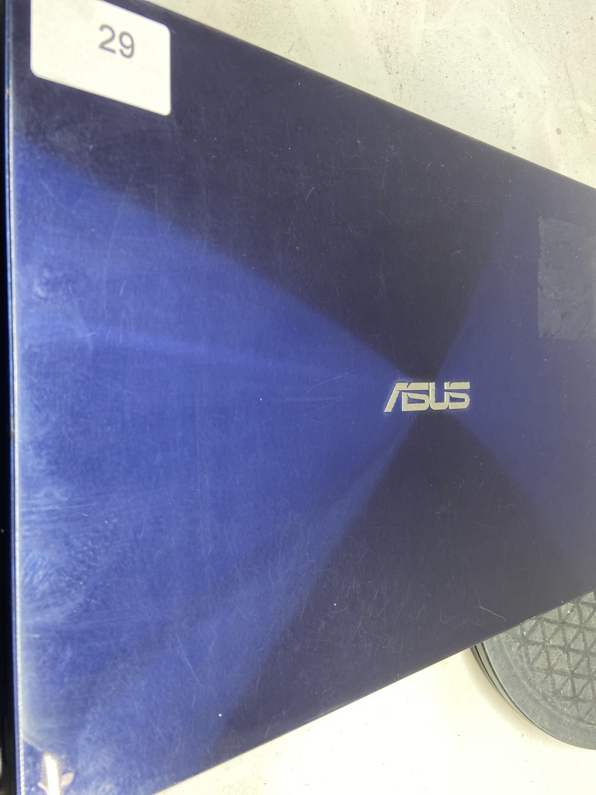 Asus Zenbook UX430U Intel Core i7-7500u 2.7GHz 8GB NO HDD