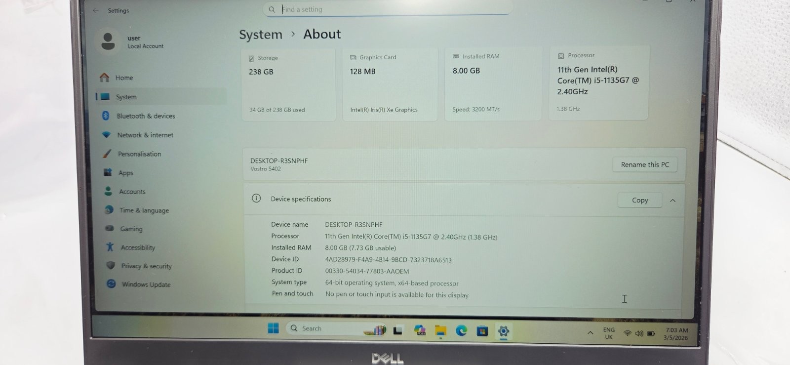 D​ell Vostro 5402 Laptop Core i5-1135G7 8GB 256GB SSD Windows 11 Pro
