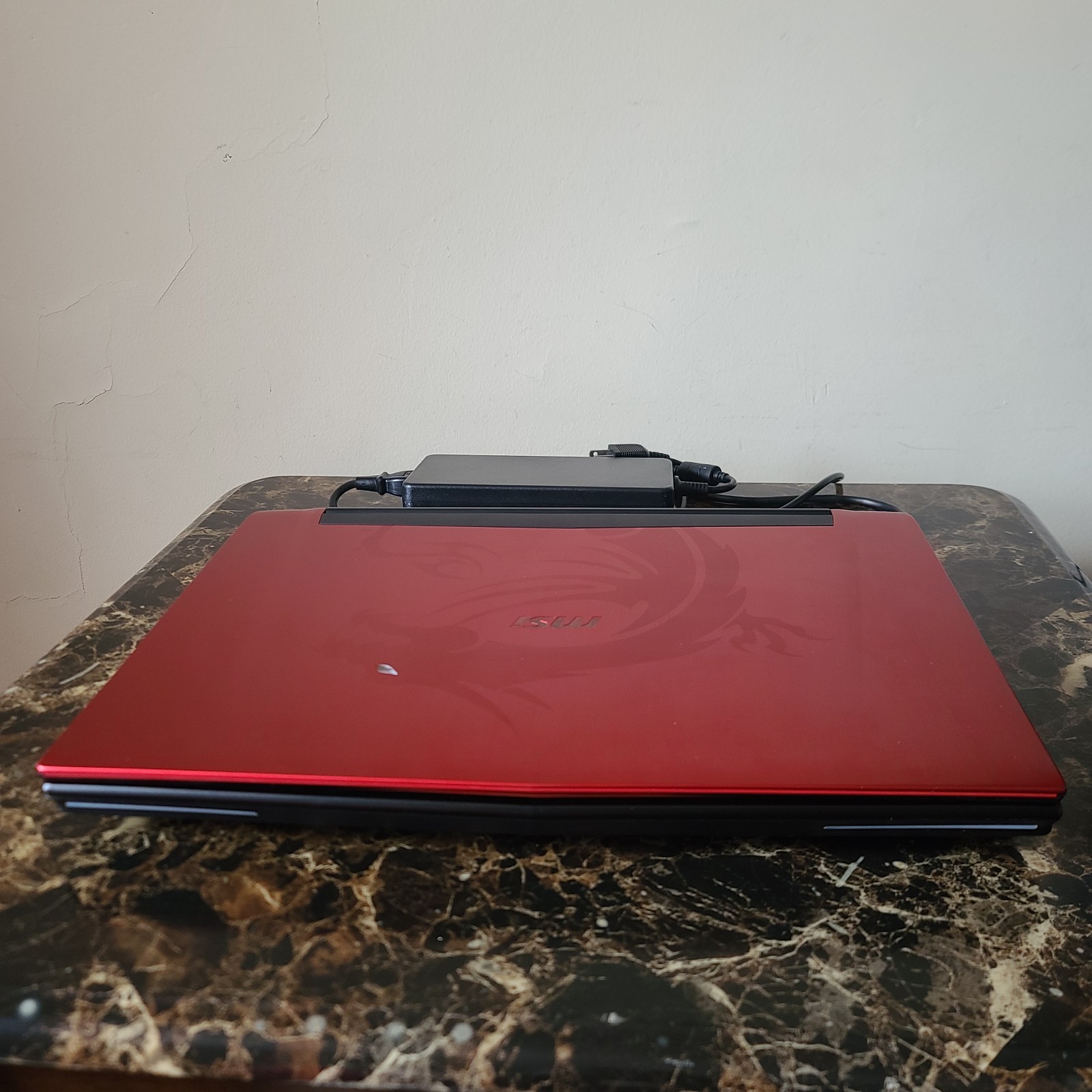 MSI GT72VR 7RE DOMINATOR GAMING LAPTOP i7-7700HQ 16GB RAM GTX 1070 128GB-1TB.