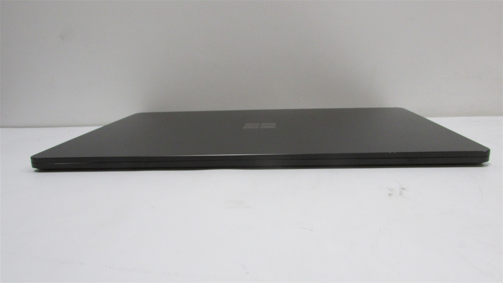 Microsoft Surface Laptop 5 1951 i5-1245U 2.5GHz 16GB RAM 512GB 13.5″ Win 11 Pro