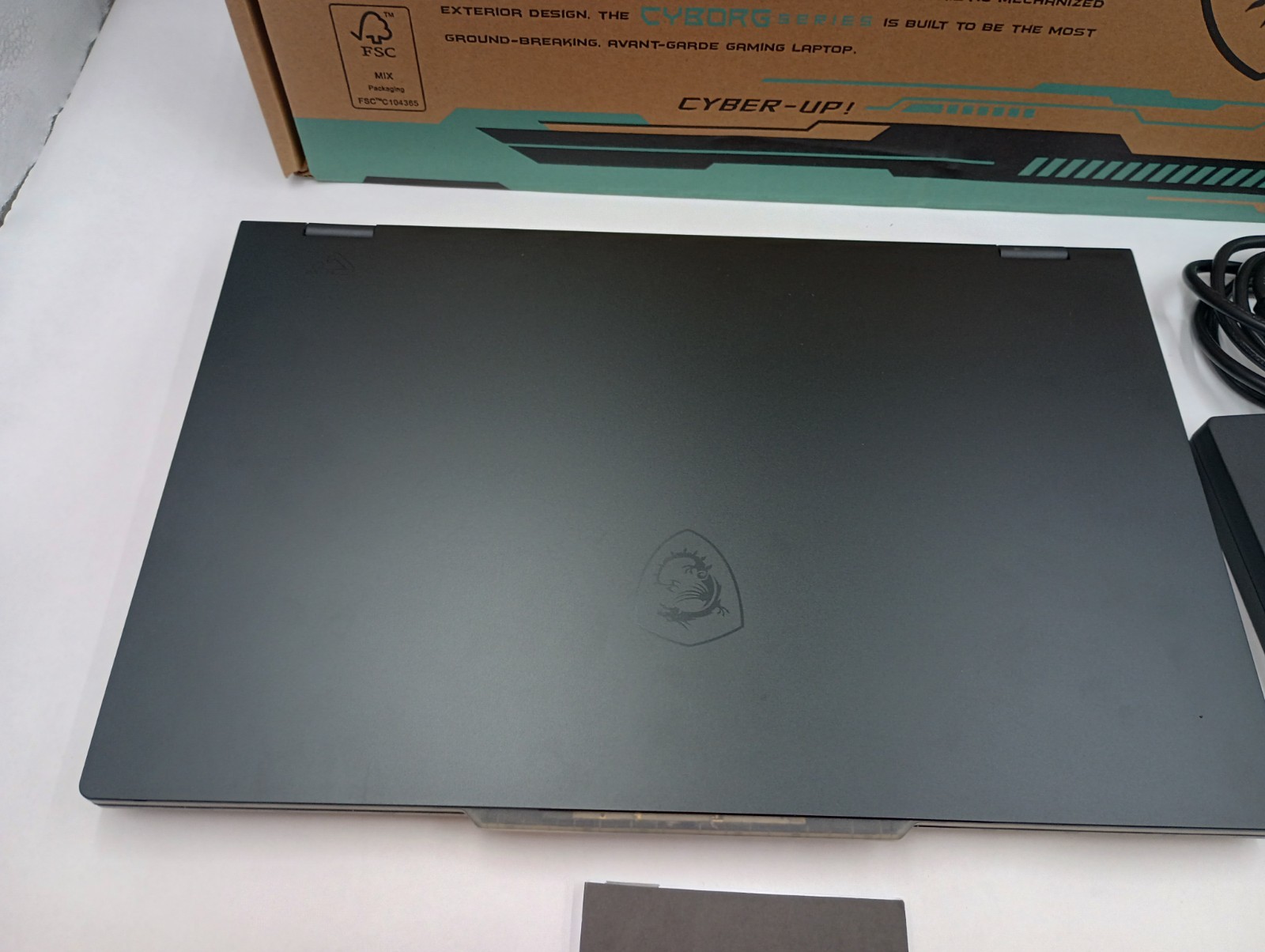 MSI CYBORG 17 17.3″ GEFORCE RTX 5060 16GB LAPTOP GPU INTEL CORE 9 270H 1TB SSD
