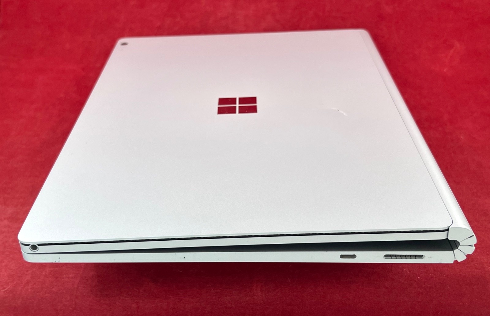 13.5″ MICROSOFT SURFACE BOOK 2 – 3K DISPLAY 256GB INTEL i5-8350U WIN11 PRO + PEN