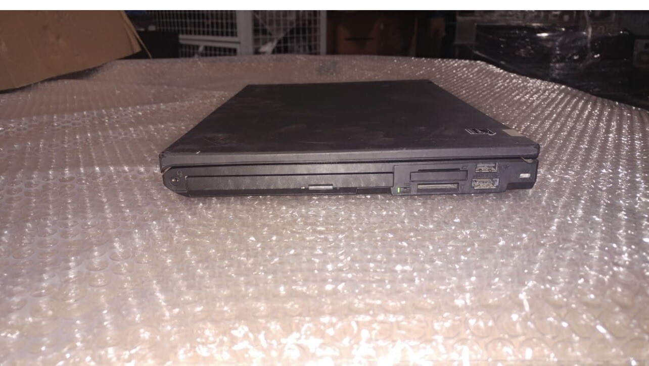 Lenovo Thinkpad T420 i5 2520m 2,5GHZ 8GB 512 NEW SSD 14″ DVD WIN10 French Keybrd