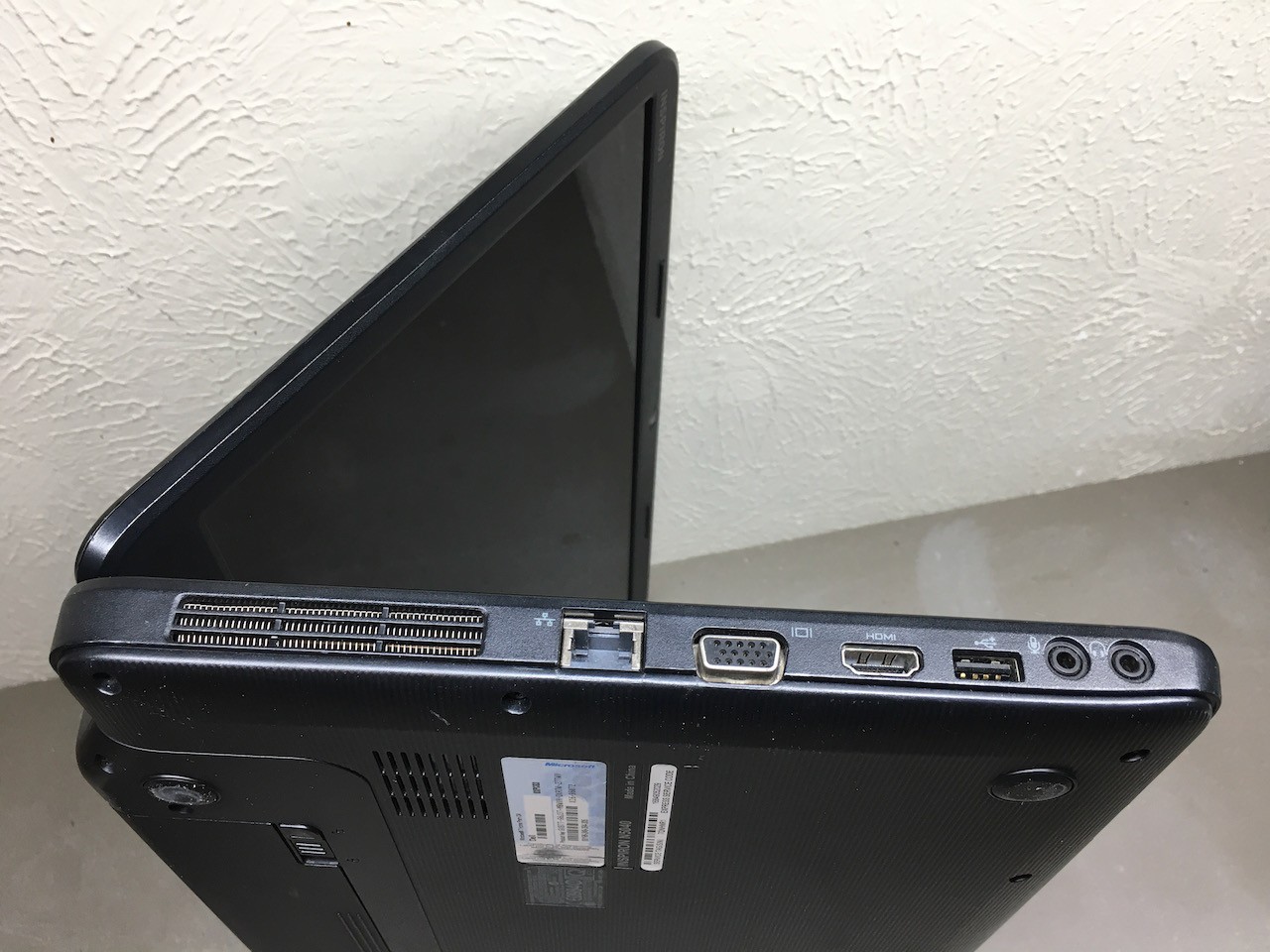 DELL Inspiron N5040 i3 2.67GHz 4GB RAM 500GB HD Linux Mint 22 Cinnamon OS