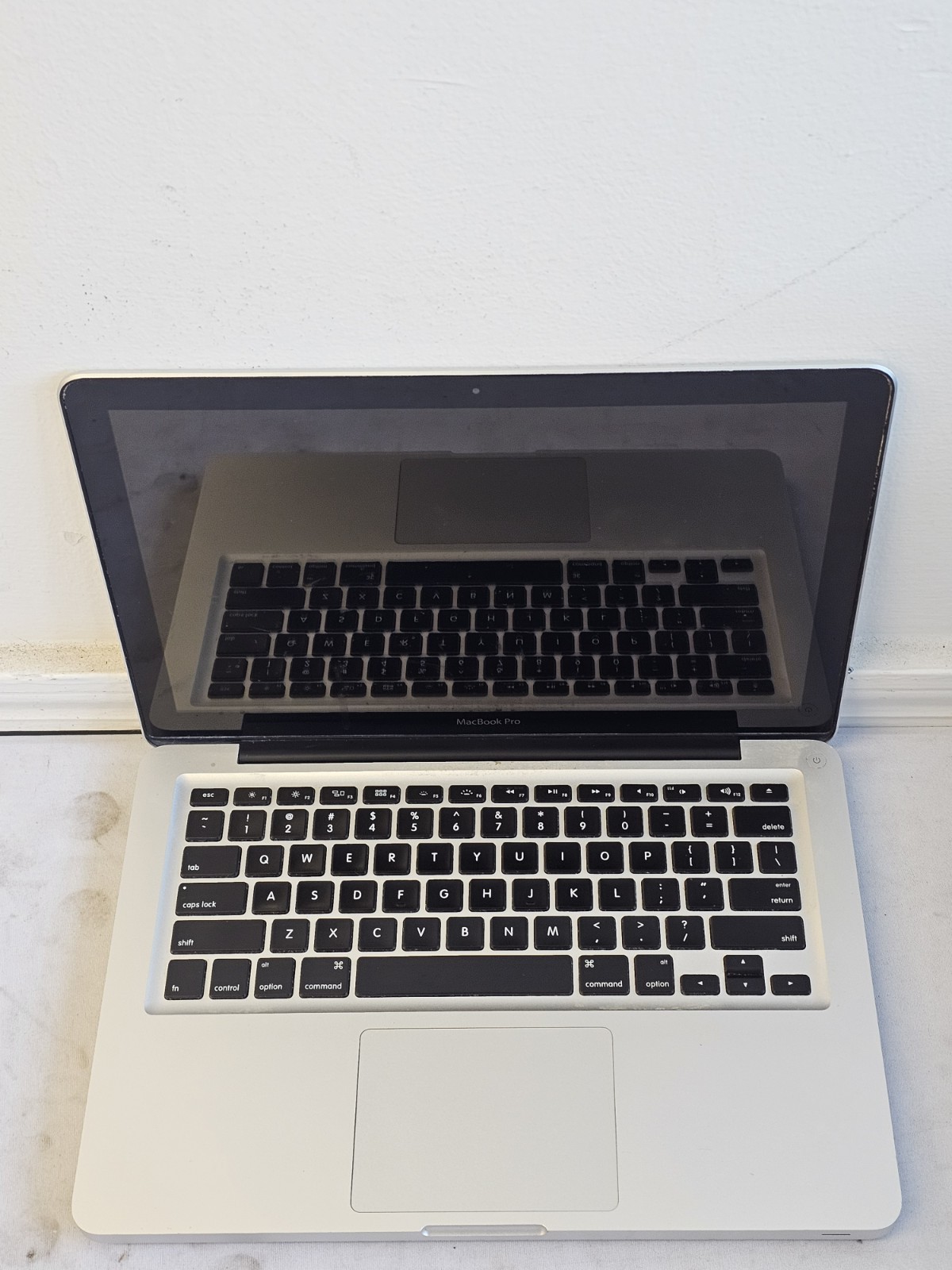 Apple MacBook Pro 13″ 2012 Laptop – Intel i5-3210m – 4GB RAM – Parts/Repair-READ