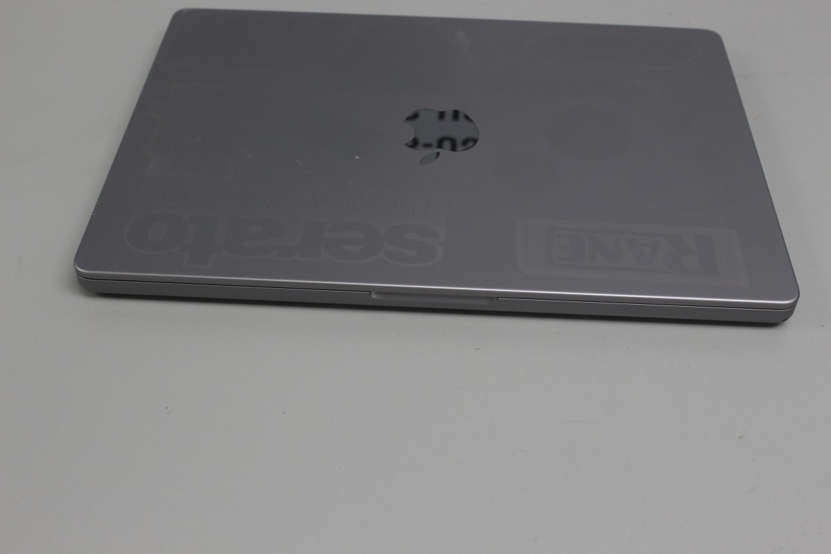 Apple Macbook Pro 14″ (1TB, M2 Pro, 16GB) Laptop Silver (C32042575)