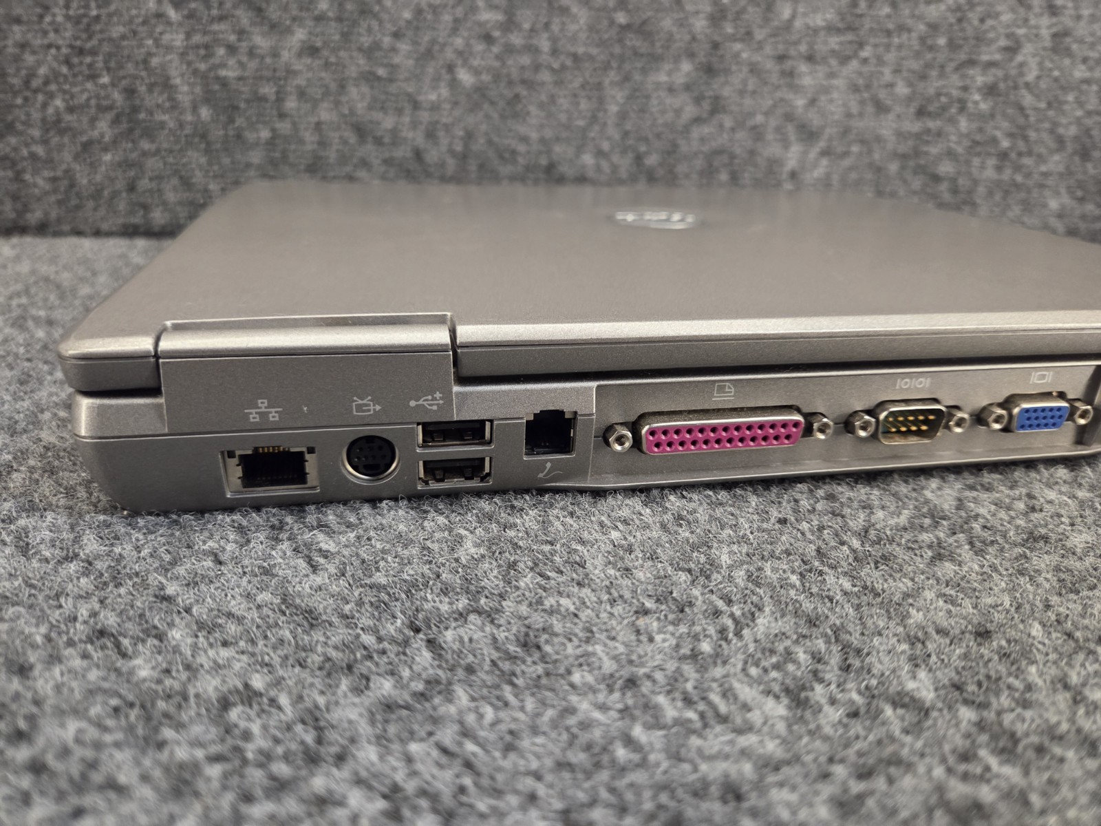 Dell Latitude D610 Intel Pentium M 1.73MHz 512Mb RAM, No HD No OS