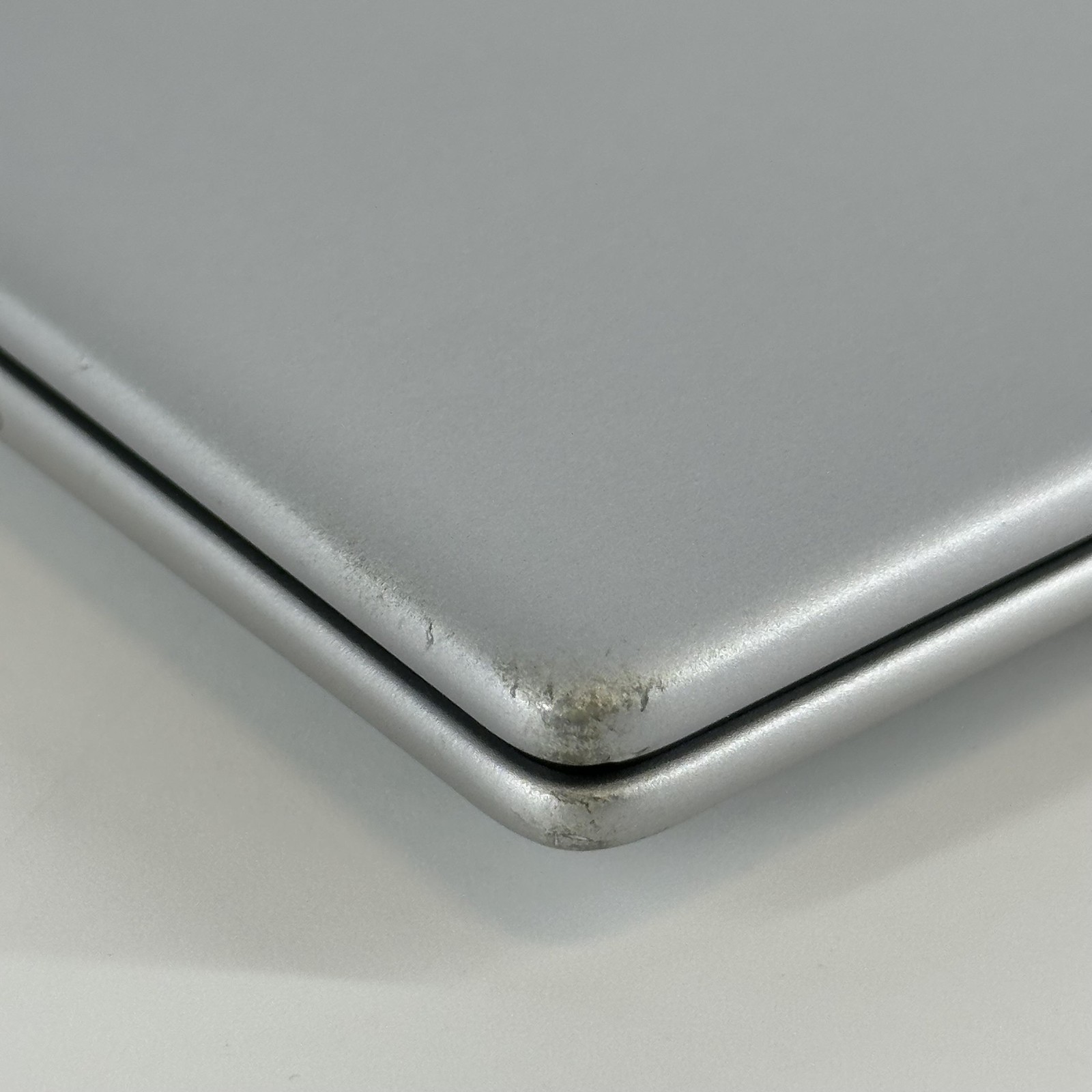 HP Envy 17 Silver FHD TOUCH 2.4 GHz i7-13700H 16GB 1TB SSD Very Good FRAME SPLIT