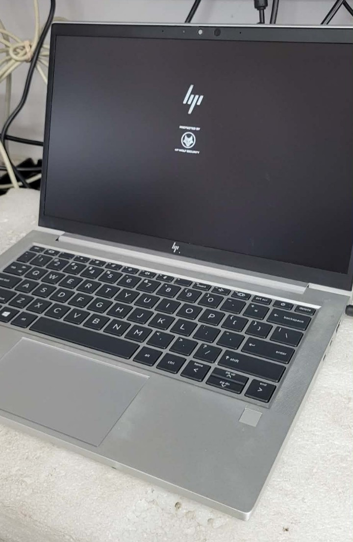 Hp Elitebook 835 G8 Notebook PC 13.3″ Ryzen 5 PRO 5650U – 16GB No SSD/OS