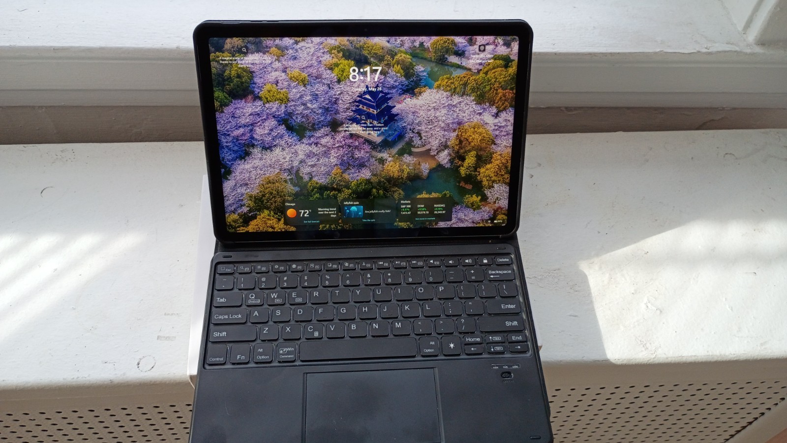 2025 Microsoft Surface Pro 12’’ Snapdragon x Plus 16GB RAM 256GB SSD Platinum
