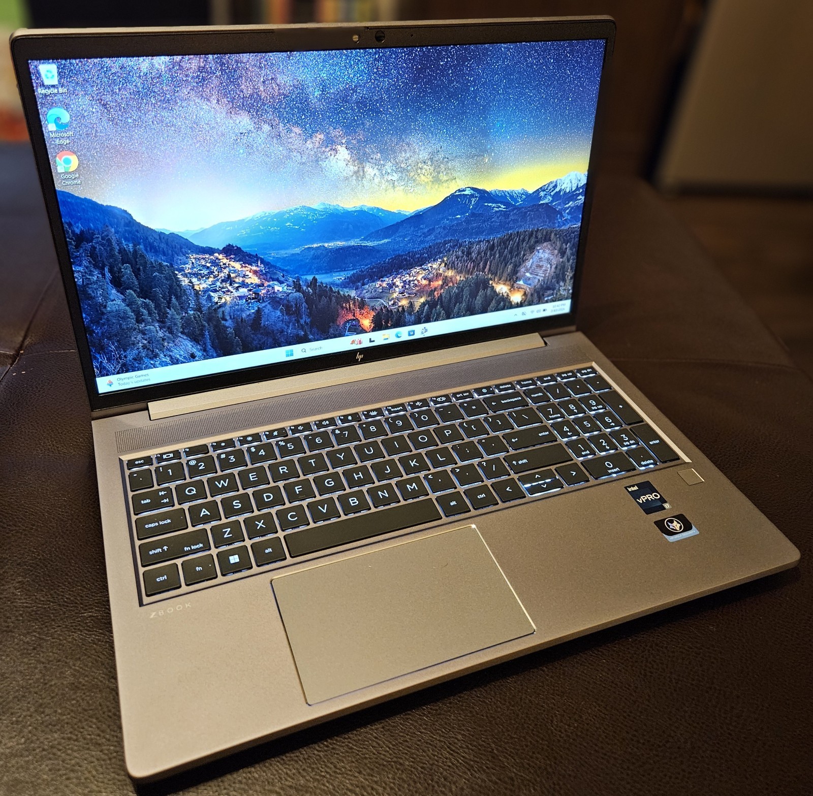 HP ZBook Laptop 15-Inch – i7 14-Core – 32GB RAM – 2TB SSD – Nvidia RTX – MINT