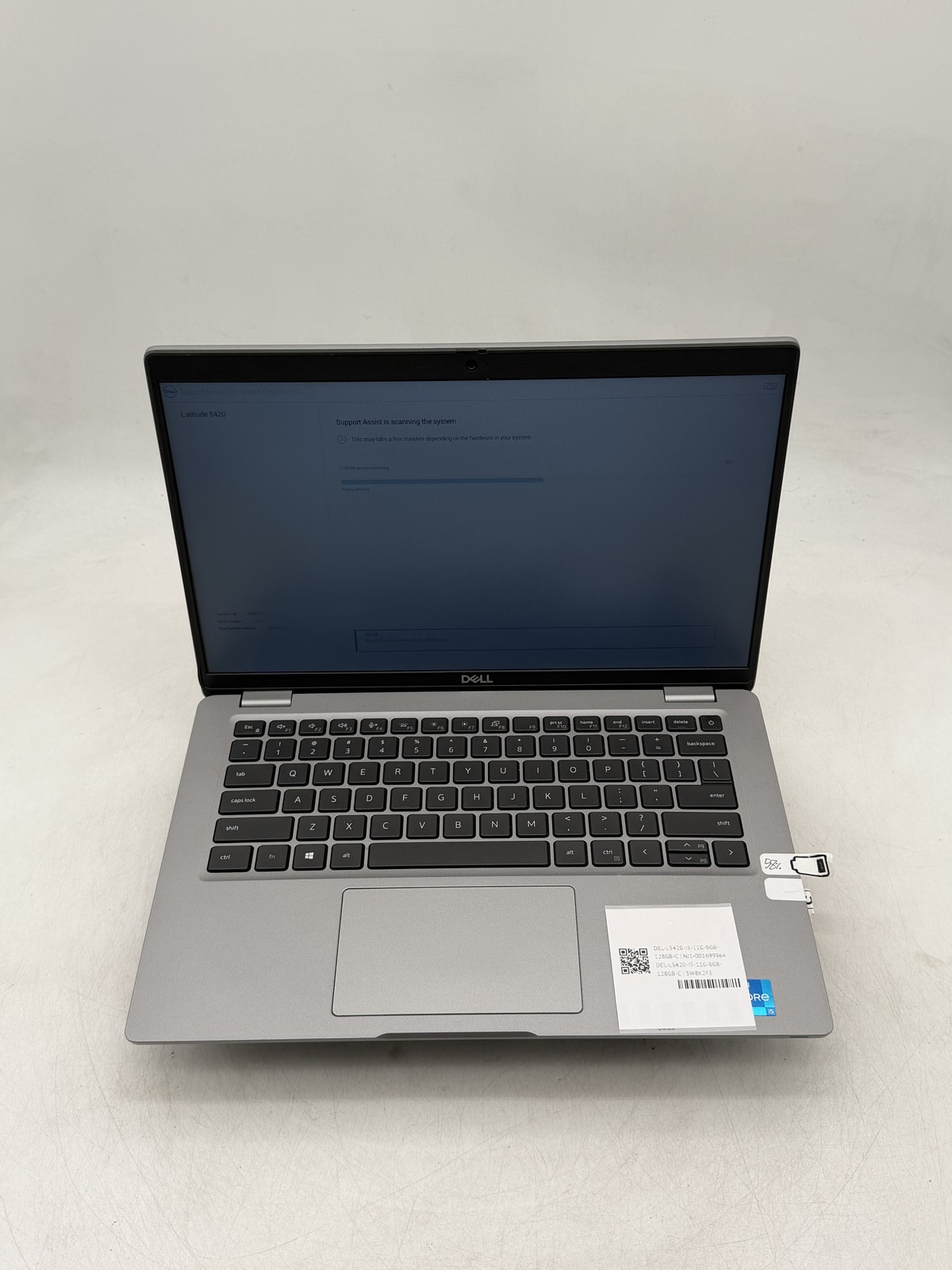 Dell Latitude 5420 14″ 8GB 128GB i5-1135G7 NO OS – READ