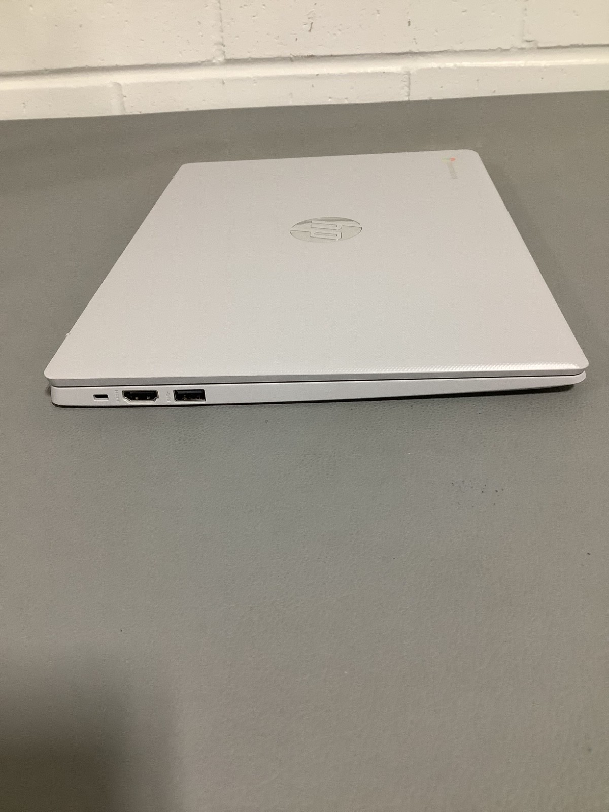 HP Chromebook 14″ (64 GB eMMC, Intel Celeron, 2.6 GHz, 4 GB) Laptop