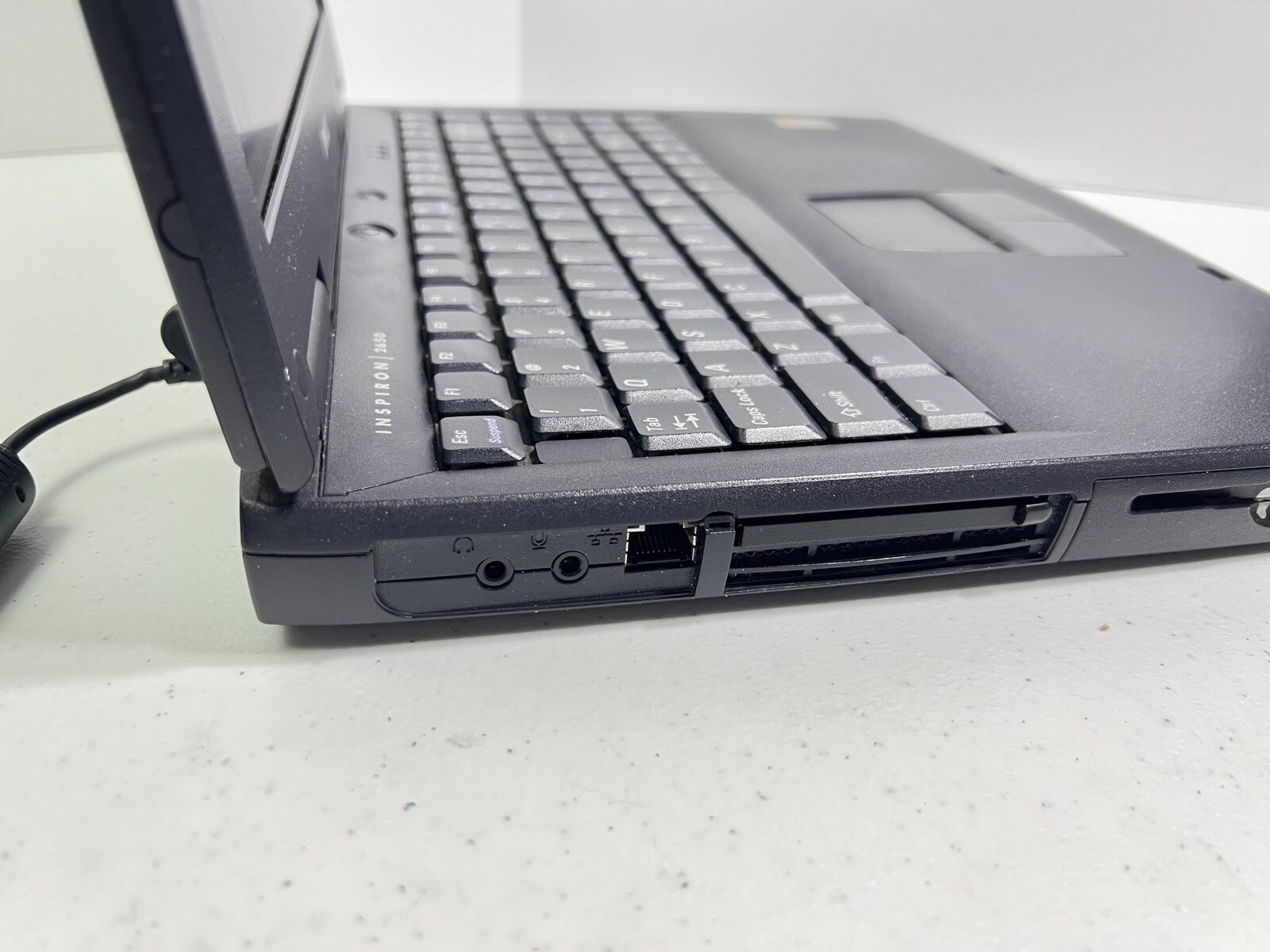 Dell Inspiron 2650 Pentium 4-M 1.8GHz 384MB Ram 30GB HDD 2002 Vintage Laptop