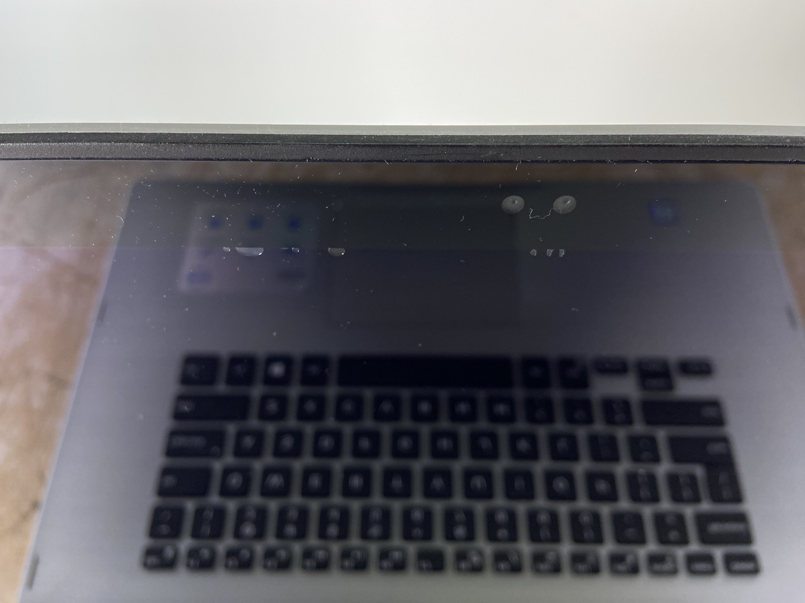 DELL INSPIRON 15 7579 2-IN-1 i7-7500U @ 2.70GHz, 16GB RAM, NO HDD/OS – (PARTS)