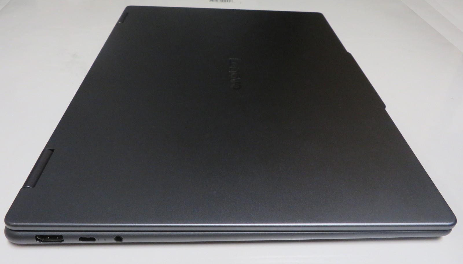 Lenovo Yoga 7i 2-in-1 Copilot+ 16″ 2K Touch Intel Ultra 7 256V 16GB RAM 1TB SSD