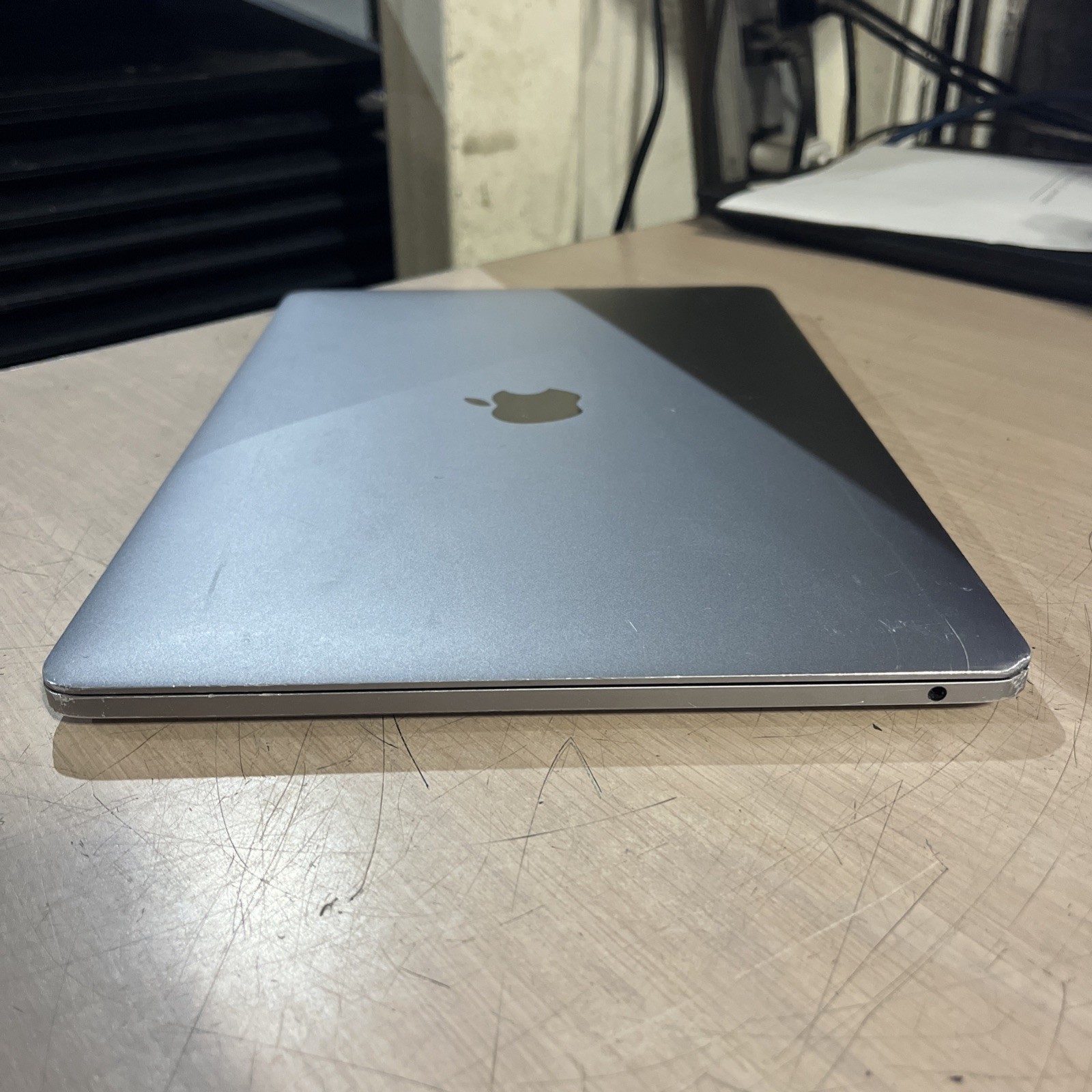 APPLE MACBOOK PRO 13″ MID-2017 CORE I5-7360U 2.3GHZ 8GB RAM NO SSD