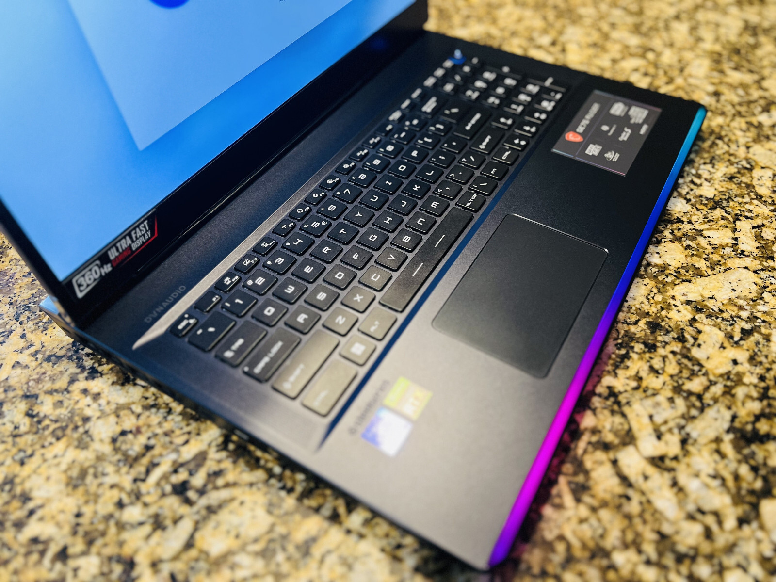 MSI GE76 Raider 17.3″ (1TB SSD, Intel Core i9 11th Gen., 5.00 GHz, 32GB) Gaming