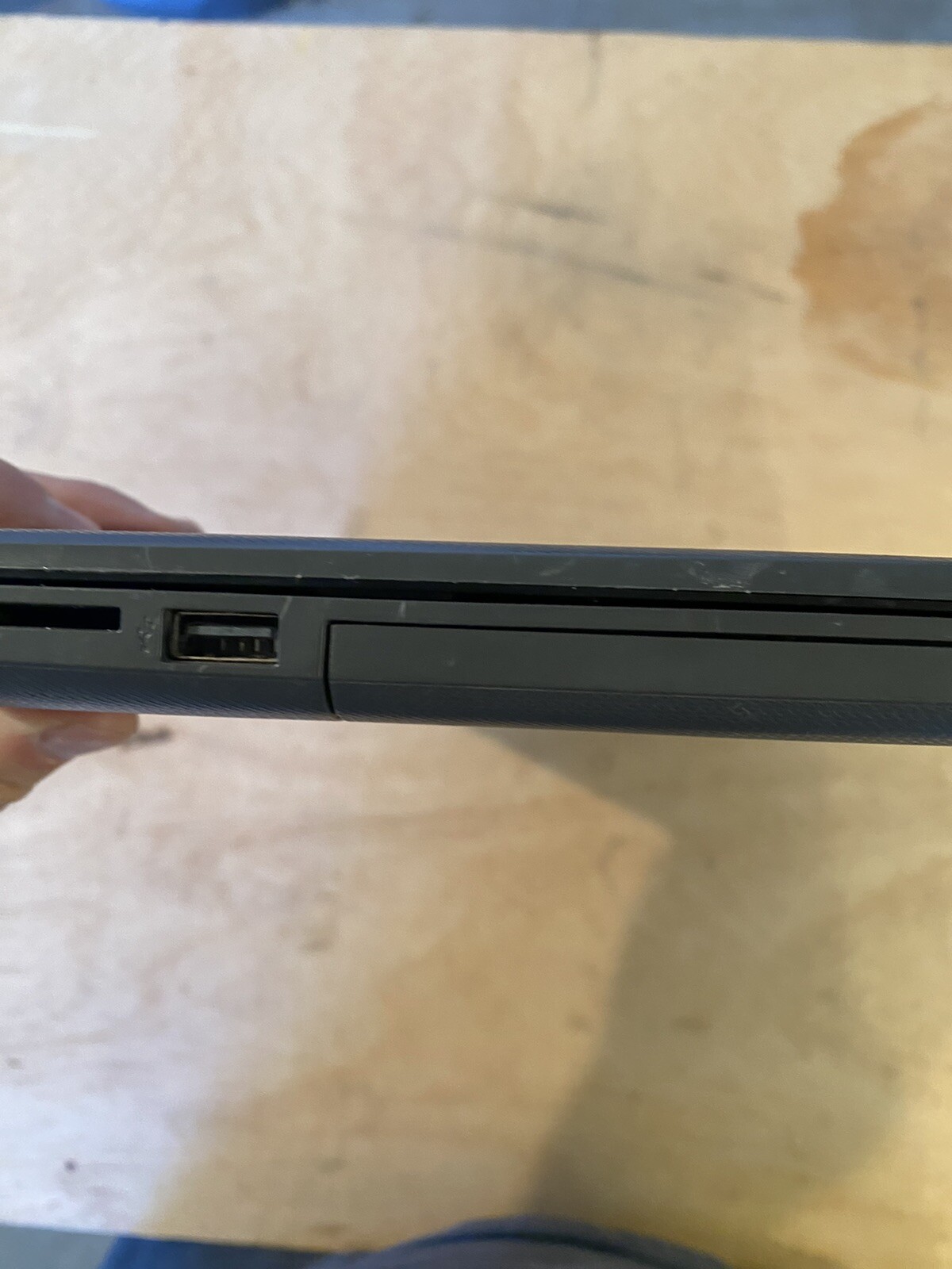 HP 250 G6 Intel i3-6006U @2 GHz 4 GB RAM Windows 10 AS IS