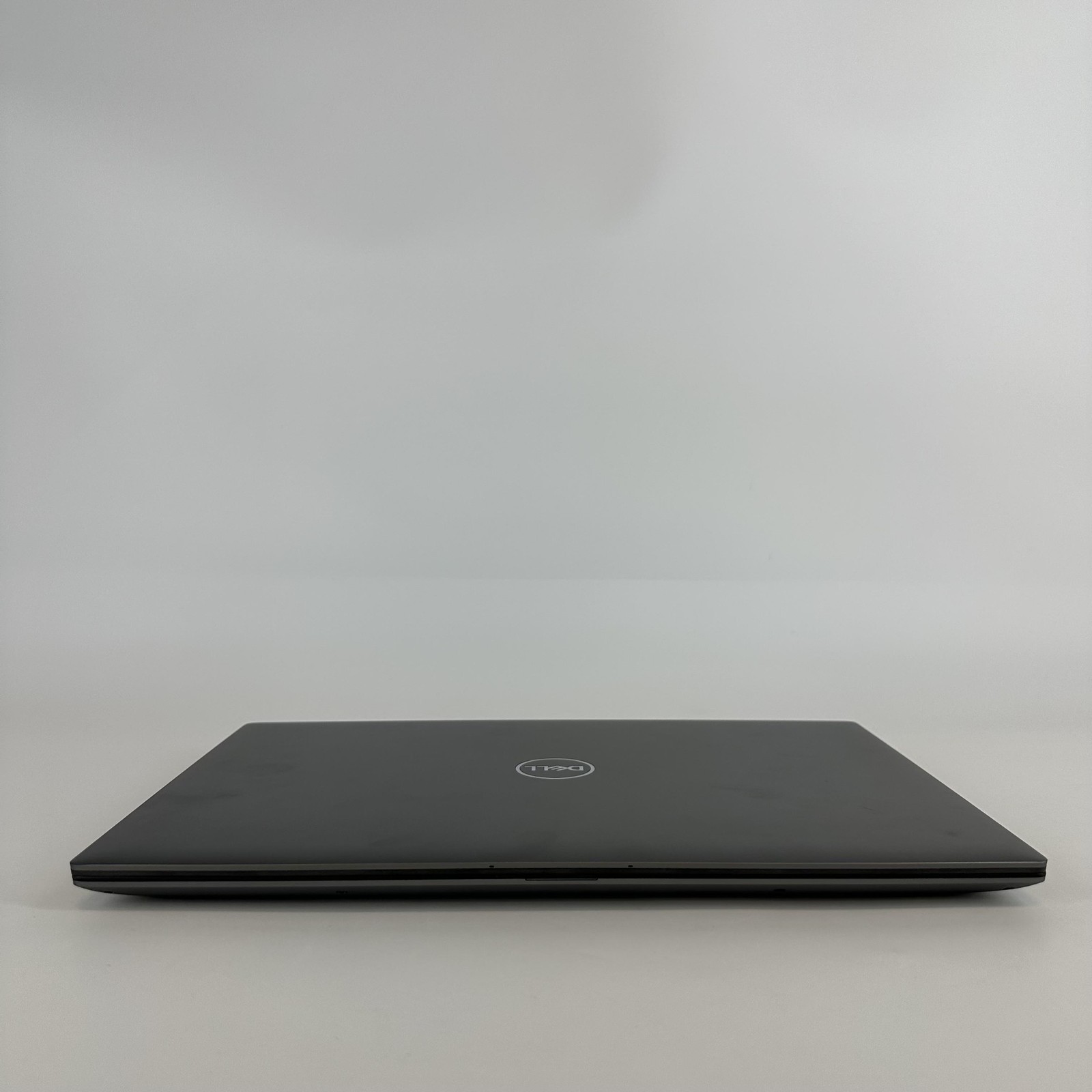 Dell Precision 5690 16 FHD+ 2.5 GHz Ultra 9 185H 64GB 1TB SSD RTX 4000 Ada