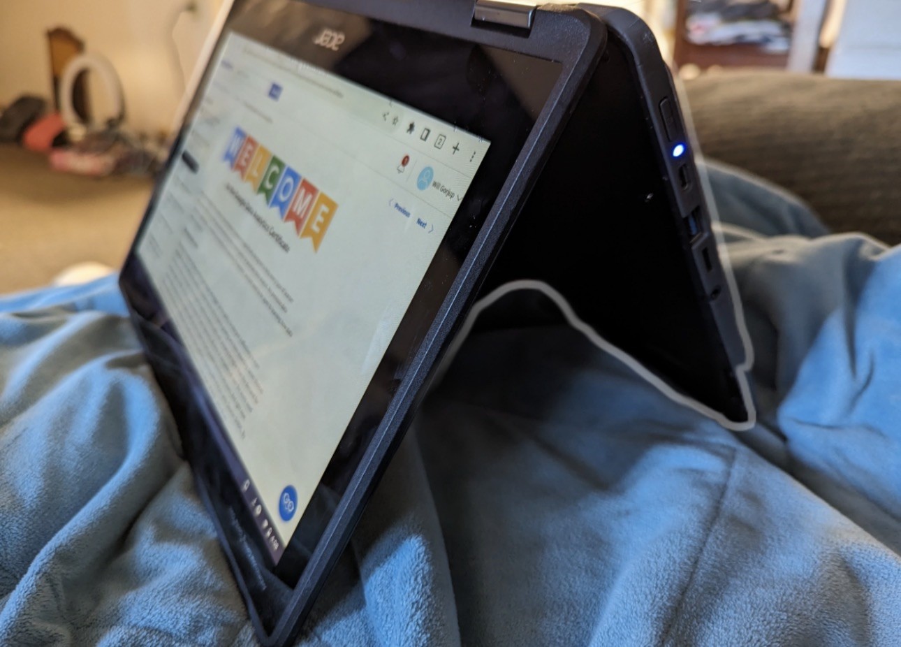 Acer Chromebook R752T 2in1 (N4020 – 4GB RAM – 32GB Storage)
