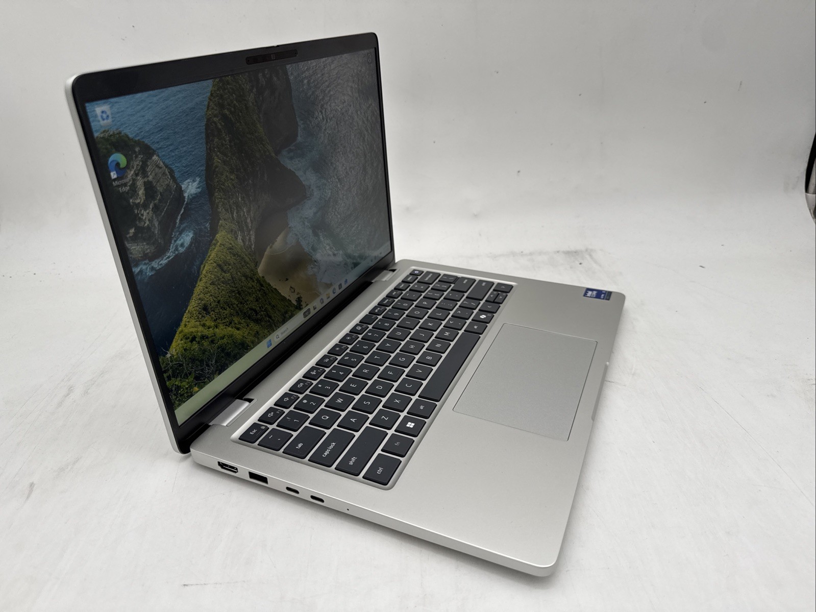 Dell Pro 14 Plus PB14250 Laptop, 14″ FHD, Ultra 5 235U, 16GB, 512GB SSD W11P