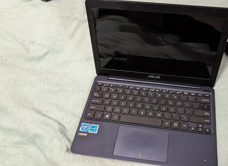 Original Asus X205T Laptop With New Charger