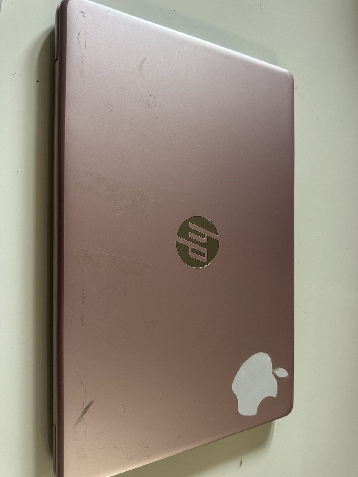 HP Stream 14- Stream DS50037NR GHz, 4GB AMD A49120e Radeon R3, 4 Computer Cores