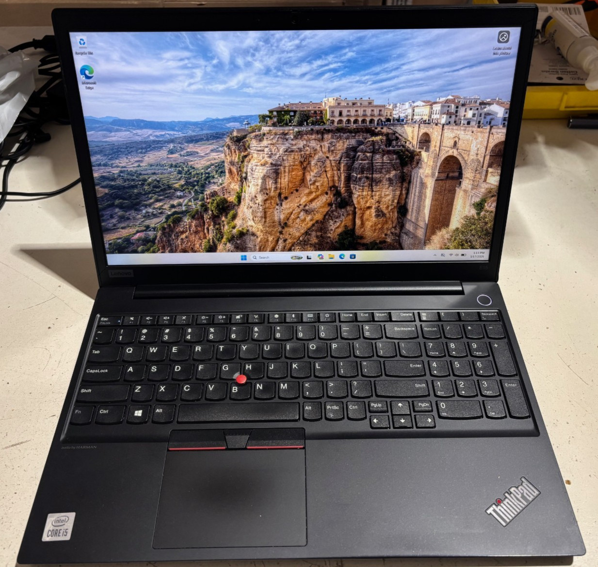 Lenovo ThinkPad E15 15.6″ Intel i5-10210U 8GB DDR4 256GB SSD Windows 11 Pro