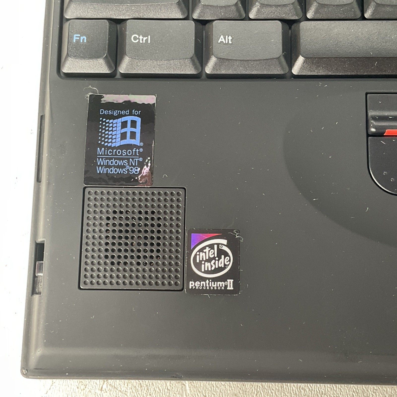 Vintage IBM ThinkPad 600E Laptop Intel P2 13″ LCD Screen Type 2645 – Untested