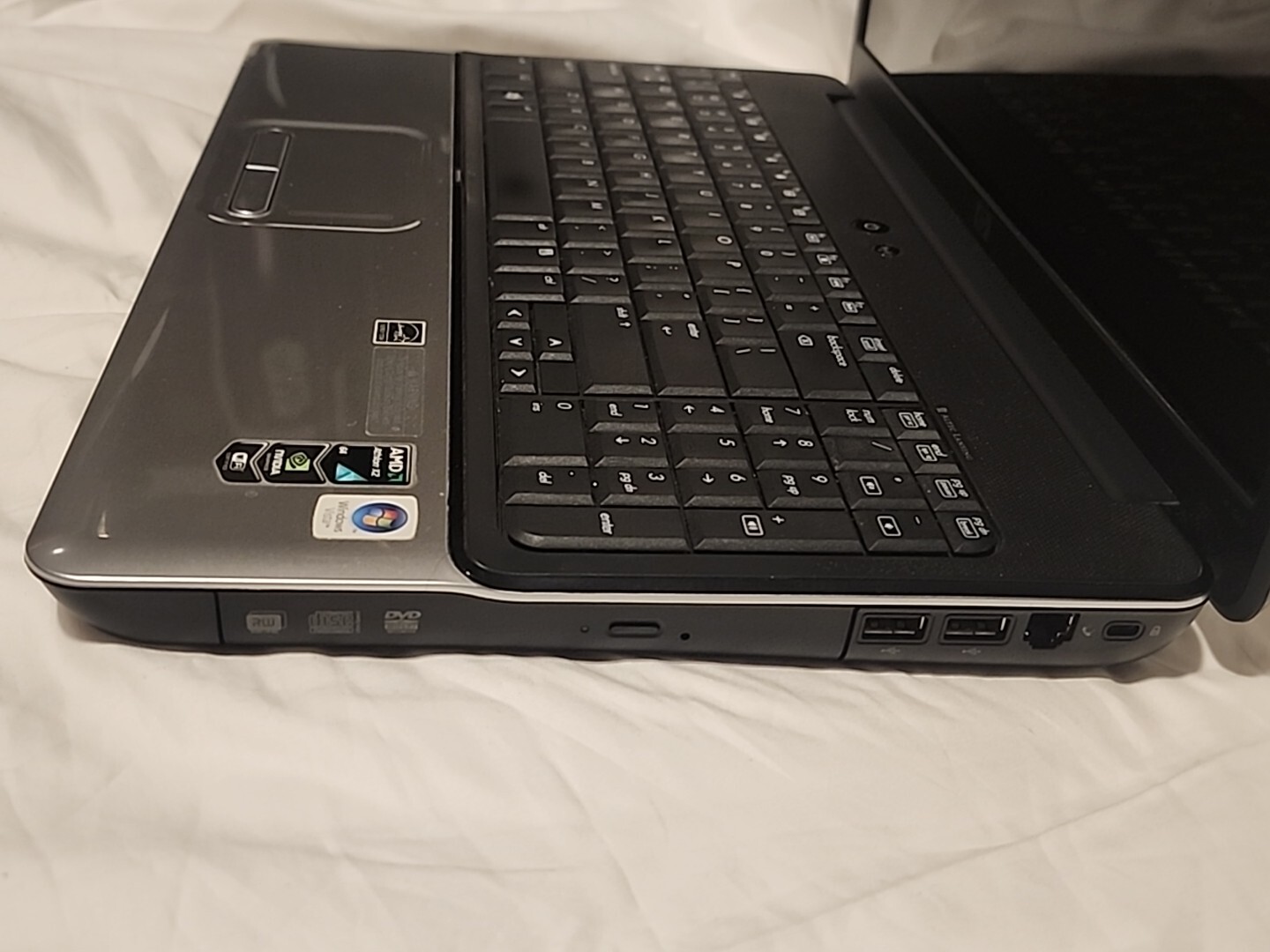 HP G60 249 Laptop AMD Athlon X2 NVIDIA Damaged Screen For Parts / Repair Works