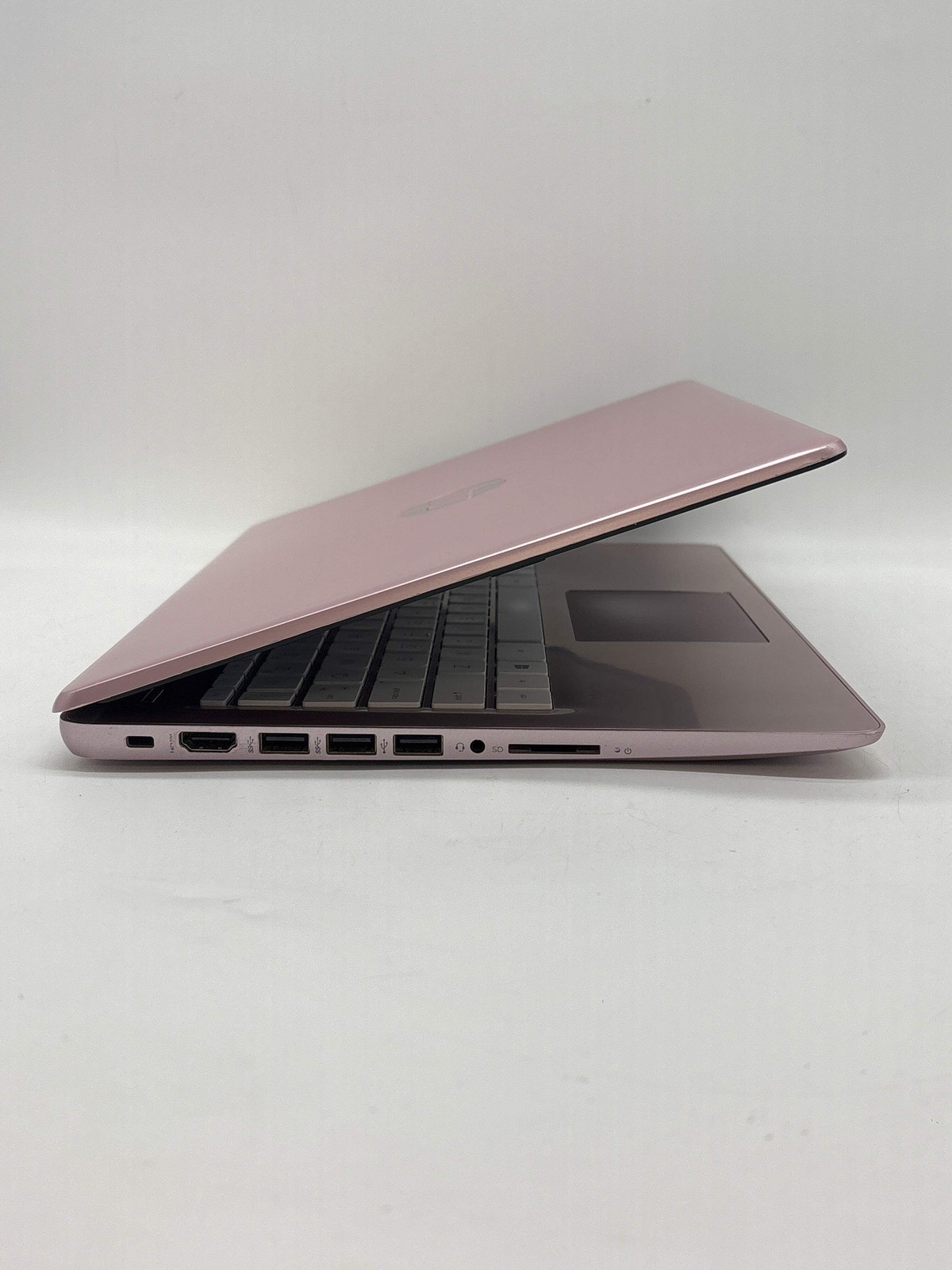 HP 14-ds0120nr AMD Radeon A4-9120e 4GB RAM 64GB SSD – Bad SSD